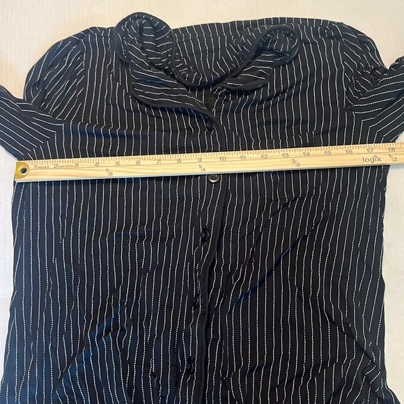 Soma Signature Lace Long Sleeve Notch Collar/Lace Crop Pajama Set Size XS/S - Picture 5 of 14